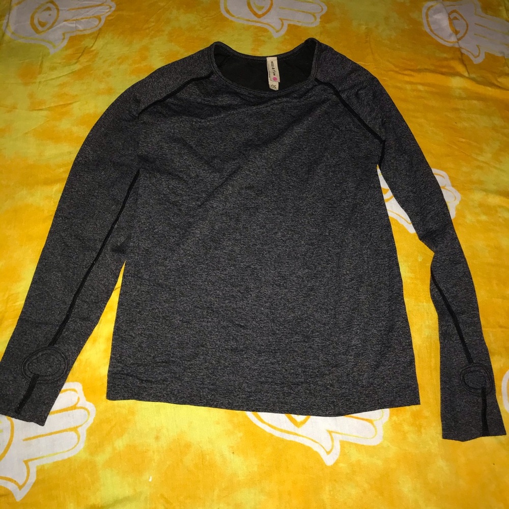workout shirt
